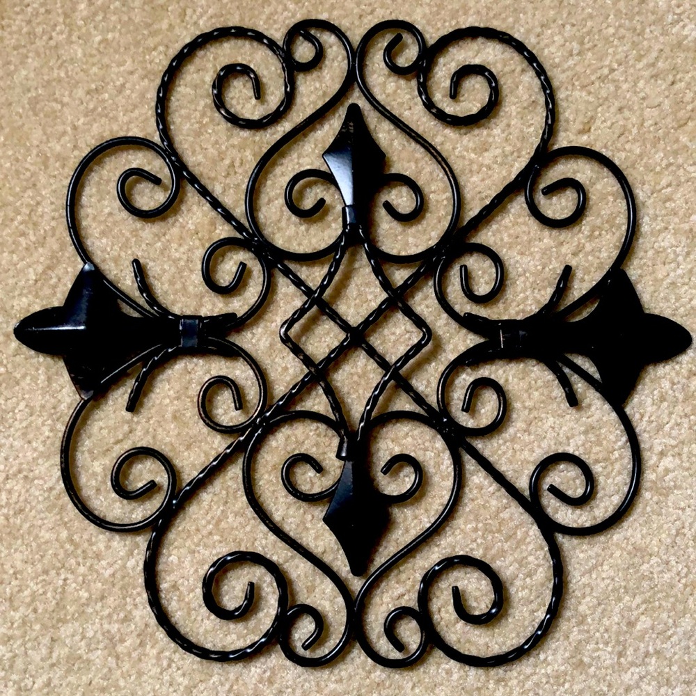 Metal Wall Decor 10” x 10 1/4”